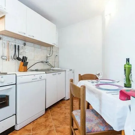 Apartamento In Mit Terrasse, Garten Und Grill *